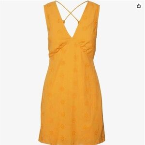 Elegant Yellow Sleeveless Dress